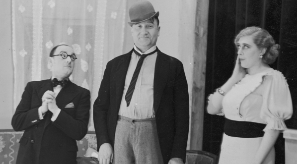  Przedstawienie "Hurra jest chłopczyk" w Teatrze Rozmaitości w Warszawie w styczniu 1937 roku.  