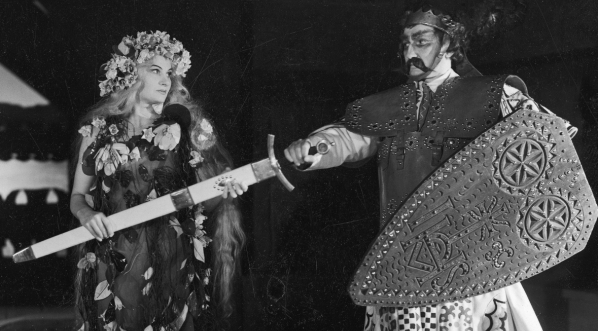  Przedstawienie "Bolesław Śmiały" Stanisława Wyspiańskiego w Teatrze Miejskim im. Juliusza Słowackiego w Krakowie w czerwcu 1937 r.  