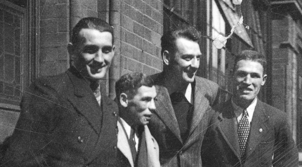  Polscy bokserzy w Dublinie na pięściarskich Mistrzostwach Europy w kwietniu 1939 r.  