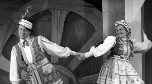  Sztuka "Krakowiacy i górale" w Teatrze Narodowym w Warszawie w kwietniu 1950 r.  