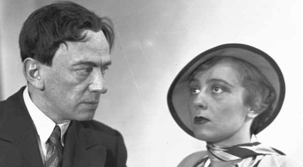  Przedstawienie "Pocałunek przed lustrem" Laszlo Fodora w Teatrze Miejskim im. Juliusza Słowackiego w Krakowie w maju 1933 r.  