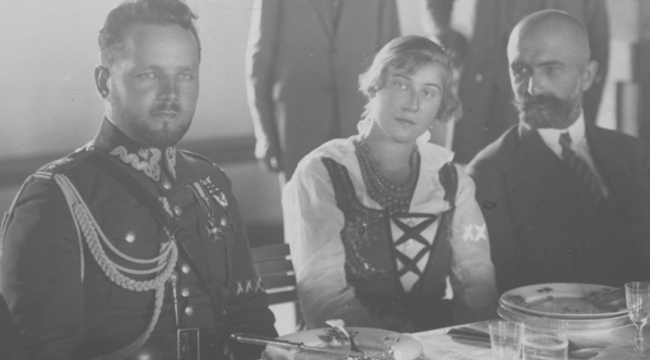  Zjazd Bezpartyjnego Bolku Współpracy z Rządem w Brzeźnicy.  