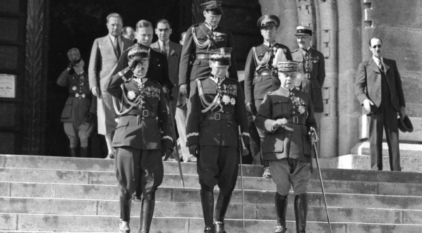  Wizyta Generalnego Inspektora Sił Zbrojnych RP generała Edwarda Rydza-Śmigłego we Francji we wrześniu 1936 roku.  