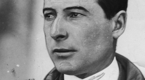  Ludwik Idzikowski, major pilot.  