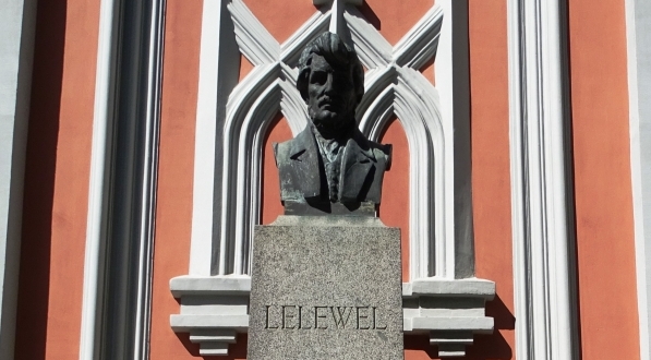  Grób Joachima Lelewela na cmentarzu Na Rossie w Wilnie.  