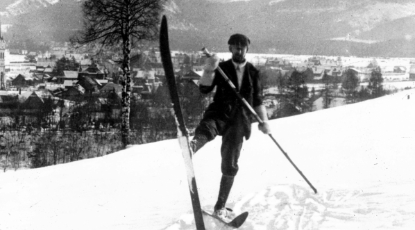 Mieczysław Karłowicz na nartach na stoku Gubałówki w Zakopanem.  