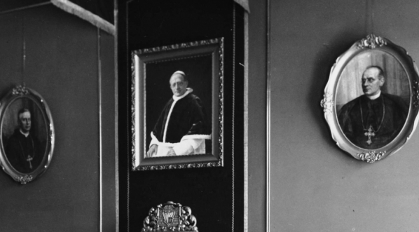  Pałac prymasowski w Poznaniu w 1932 roku.  