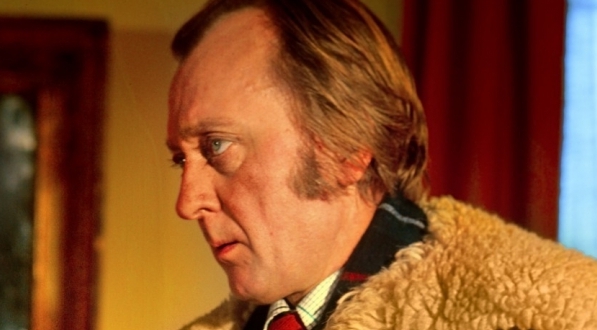  Scena z serialu Krzysztofa Szmagiera "07 zgłoś się" z lat 1976-1987.  