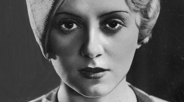  Karolina Lubieńska jako Małgorzata Knox w przedstawieniu "Pierwsza sztuka Fanny" George`a Bernarda Shawa w Teatrze Narodowym w Warszawie w 1933 r.  