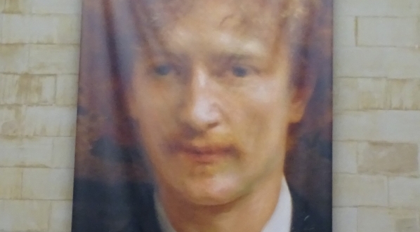  Portret Ignacego Jana Paderewskiego w hallu Muzeum Narodowego w Warszawie.  