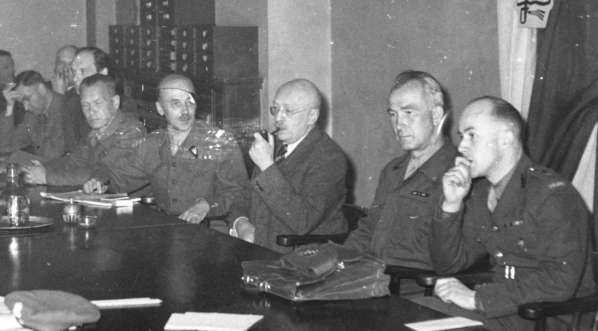  Konferencja prasowa Naczelnego Wodza gen. Tadeusz Bora-Komorowskiego, 19.05.1945 r.  