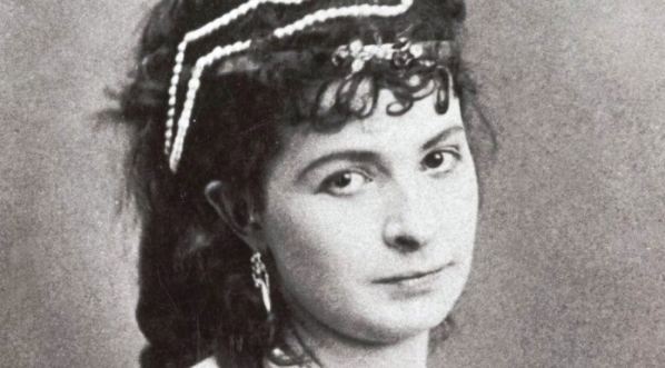  Antonina Hoffmann w roli księżnej Falconieri w "Dalili" Octtave`a Feuileta.  