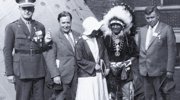  Członkowie polskiej delegacji na kongres kombatanów zrzeszonych w FIDAC podczas pobytu w Indianapolis we wrześniu 1930 r.  