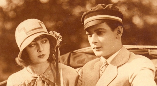  Maria Malicka i Zbyszko Sawan w filmie "Dzikuska".  