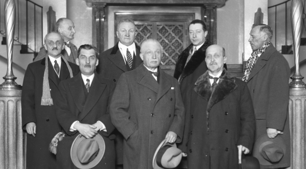  Wizyta przedstawicieli zagranicznych organizacji budowlanych w siedzibie IKC-a w Krakowie w marcu 1930 r.  