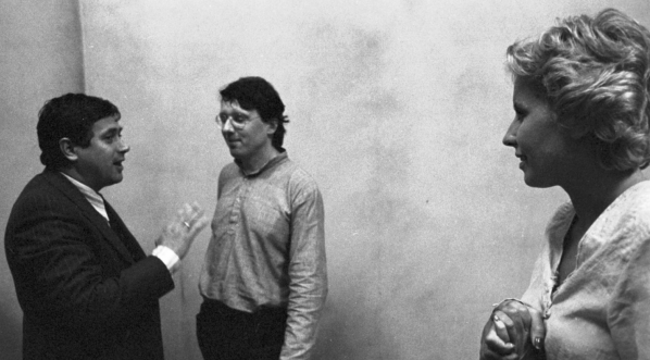  Na planie filmu "Przesłuchanie" w 1982 roku.  