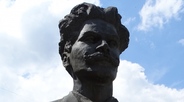  Pomnik Jana Szczepanika w Tarnowie.  