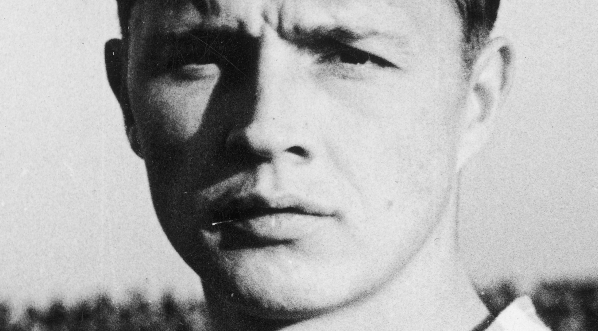  Teodor Peterek, piłkarz klubu sportowego Ruch Wielkie Hajduki.  