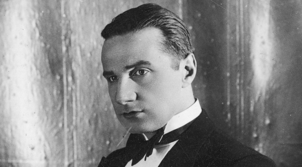  Wojciech Ruszkowski, aktor, piosenkarz, dyrektor teatru.  