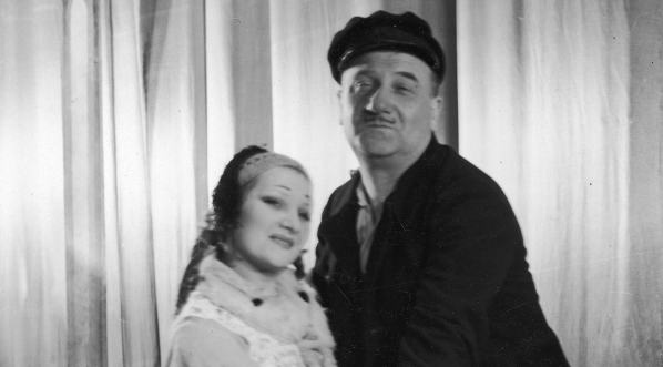  Rewia „Raj kobiet” w teatrze Wielka Rewia w Warszawie w grudniu 1938 r.  
