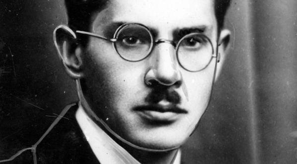  Kazimierz Pieracki, wiceminister wyznań religijnych i oświecenia publicznego.  