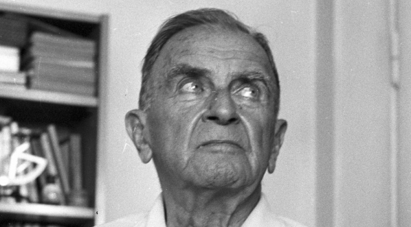  Stanisław Strumph-Wojtkiewicz w czasie realizacji filmu "Sekret Enigmy" z 1979 r.  