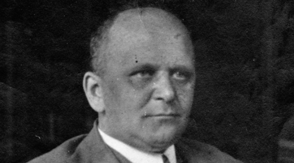  Edward Sucharda - chemik, profesor i rektor Politechniki Lwowskiej, członek PAU.  