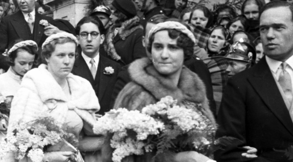  Ślub hrabiego Benedykta Tyszkiewicza z księżniczką Eleonorą Radziwiłł 21.04.1938 r.  