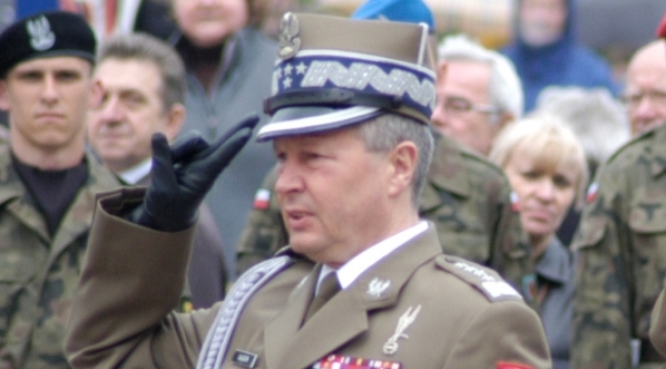  Gen. Franciszek Gągor w czasie obchodów Święta Konstytucji 3 Maja w 2009 roku.  