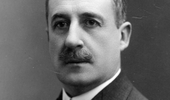  Edward Pepłowski, minister pracy i opieki społecznej.  