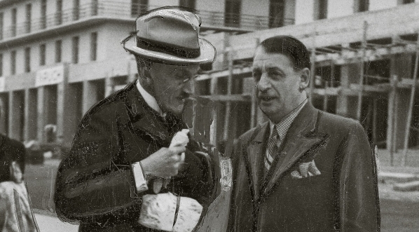  Leon Wyrwicz i Józef Flach podczas pobytu wypoczynkowego w Krynicy w 1937 roku.  