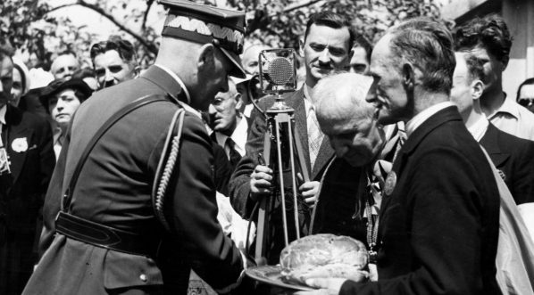  Wizyta marszałka Edwarda Rydza-Śmigłego we wsi Lisków w lipcu 1937 r.  