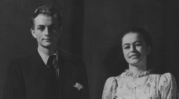  Absolwenci Państwowego Instytutu Sztuki Teatralnej Dnauta Szaflarska i Czesław Kulak.  