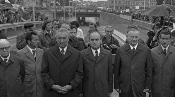  Uroczystość otwarcia Trasy Łazienkowskiej w Warszawie 19.07.1974 r..  