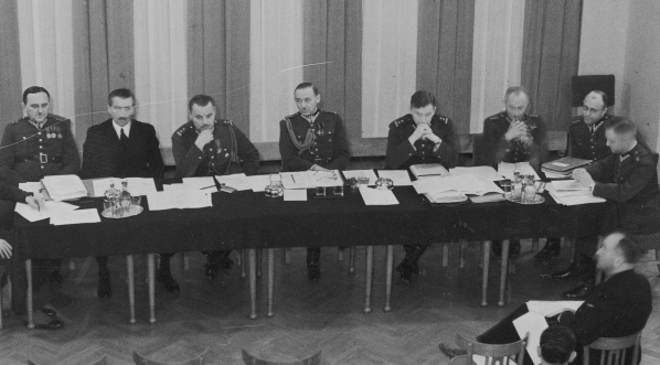  Walne zebranie członków Oficerskiego Yacht Klub Rzeczypospolitej w Warszawie 18.12.1936 r.  
