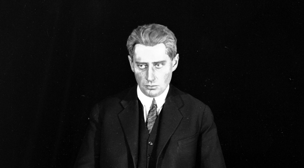  Zygmunt Nowakowski w sztuce "Dyktator" w Teatrze im. Juliusza Słowackiego w Krakowie w listopadzie 1925 roku.  