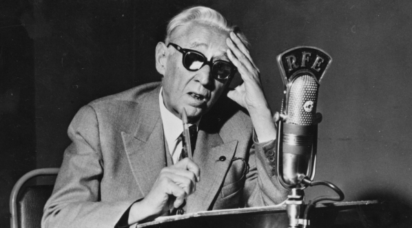  Zygmunt Nowakowski, autor gawęd historyczno-literackich w Radiu Wolna Europa.  