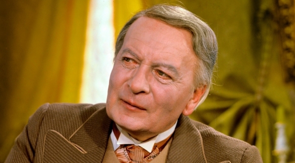  Zdzisław Mrożewski w filmie "Noce i dnie" z 1975 r.  