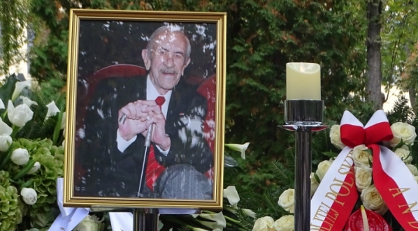  Pogrzeb Jana Kobuszewskiego w Warszawie 7.10.2019 r.  