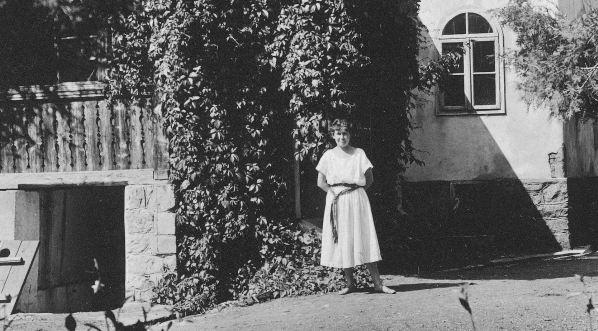  Lecznica doktora Apolinarego Tarnawskiego w Kosowie Huculskim.  