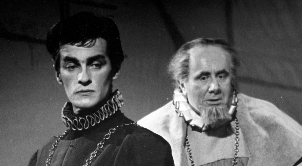  Przedstawienie "Hamlet" w Teatrze Powszechnym w Warszawie w styczniu 1959 r.  
