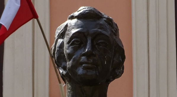  Pomnik Kazimierza Brodzińskiego w Tarnowie.  