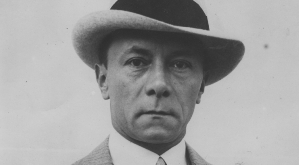  Tadeusz Styka (portret w kapeluszu).  