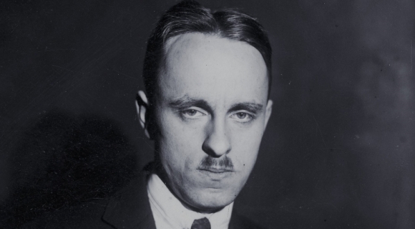  Jan Sołtan, redaktor francuskiego pisma wychodzącego w Warszawie "Le Messager Polonais".  