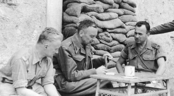  Oficerowie 6 Lwowskiej Brygady Piechoty pod Monte Cassino, wiosna 1944 r.  