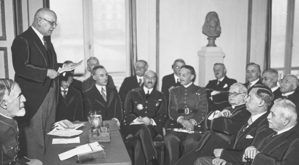  Otwarcie katedry Wojskowości Polskiej w stacji Naukowej Polskiej Akademii Umiejętnoci w Paryżu w Bibliotece Polskiej w 1937 r.  