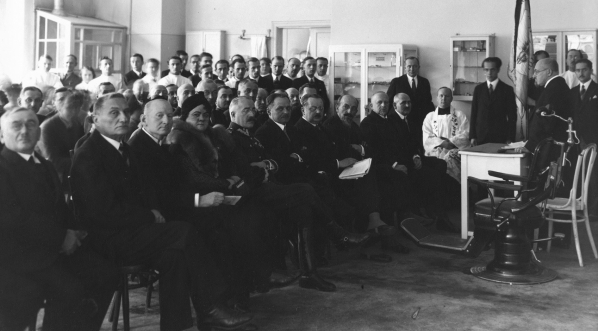  Uroczystość otwarcia nowych klinik w Akademii Stomatologicznej w Warszawie 25.11.1933 r.  