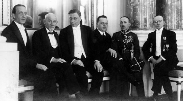  Przyjęcie noworoczne u prezydenta RP Stanisława Wojciechowskiego na Zamku Królewskim w Warszawie w styczniu 1926 r.  
