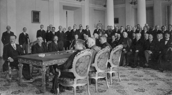  Wymiana dokumentów ratyfikacyjnych konkordatu między Rzeczpospolitą Polską a Stolicą Apostolską podpisanego w Rzymie, Warszawa 02.06.1925 r.  