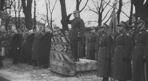  Defilada w święto 1 Pułku Szwoleżerów w Warszawie w grudniu 1935 r.  